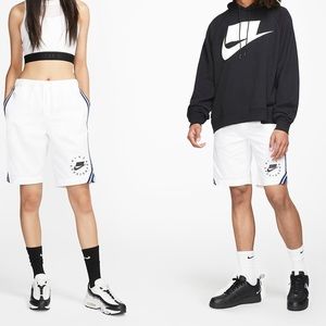 Nike Streetwear white Shorts NSW Retro Women